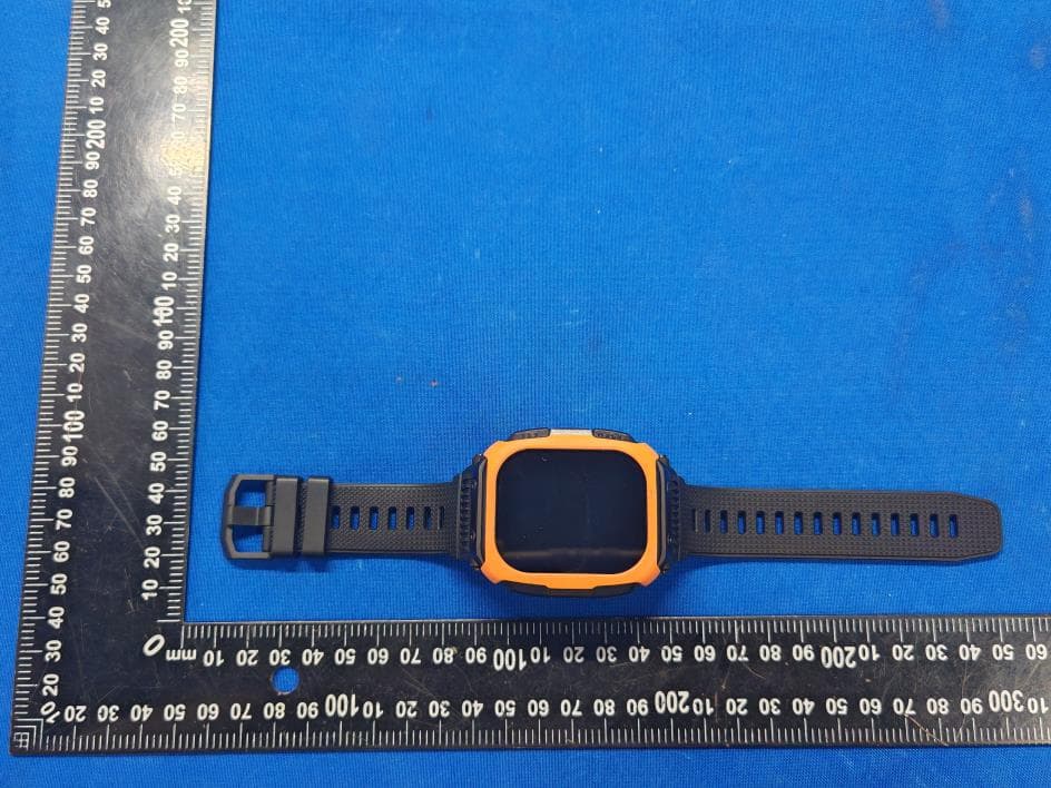 GPS SMART WATCH - FCC ID 2A837-DM66 - Shenzhen Domino Times Technology Co.,Ltd (2)