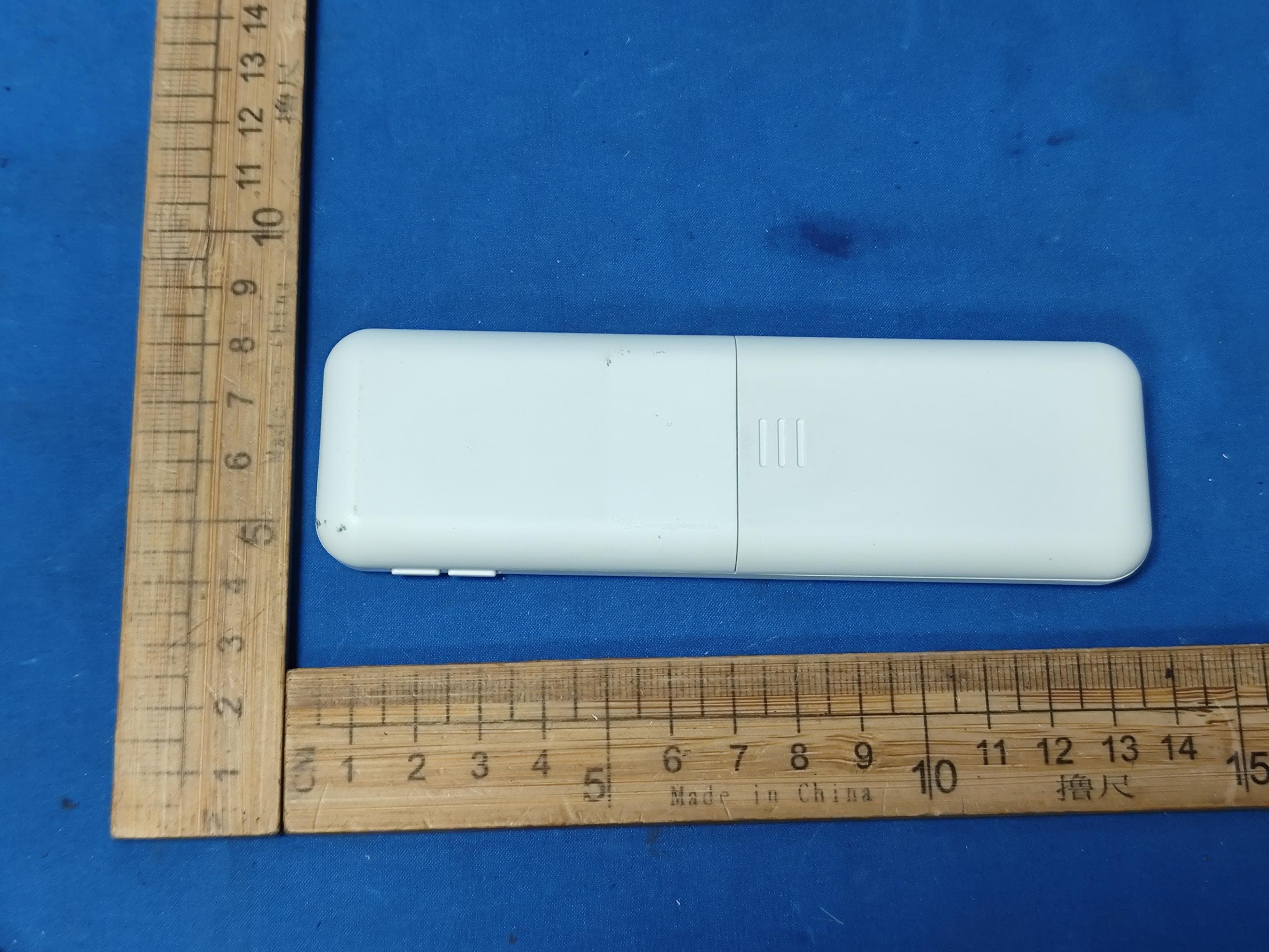Button Transmitter - FCC ID 2A839-PE3015 - Zhejiang General Light Curtain Co.,LTD.
