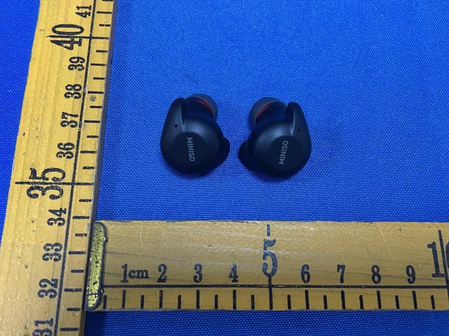 MINISO Wireless Earbud - FCC ID 2A83K-X51 - Shenzhen xiaoma supply chain technology co., ltd (4)