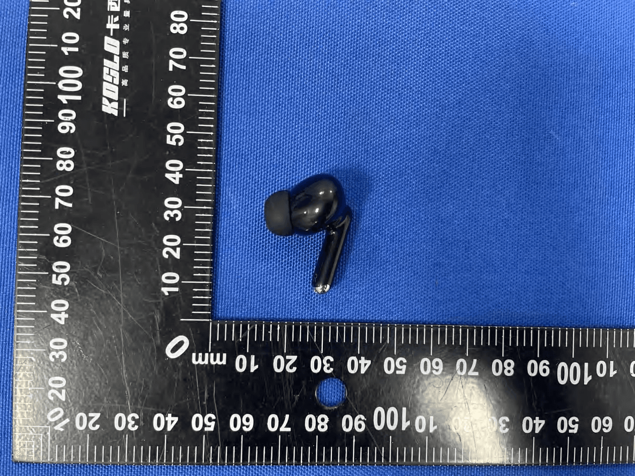 True wireless bluetooth headset - FCC ID 2A83K-XT88 - Shenzhen xiaoma supply chain technology co., ltd (4)
