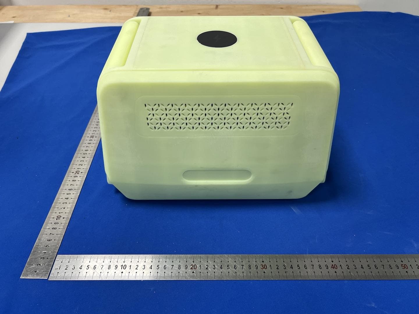 Neutron 1200 Portable Power Station - FCC ID 2A84T-AN12-10 - Acenew technolongy(Shenzhen) limited company