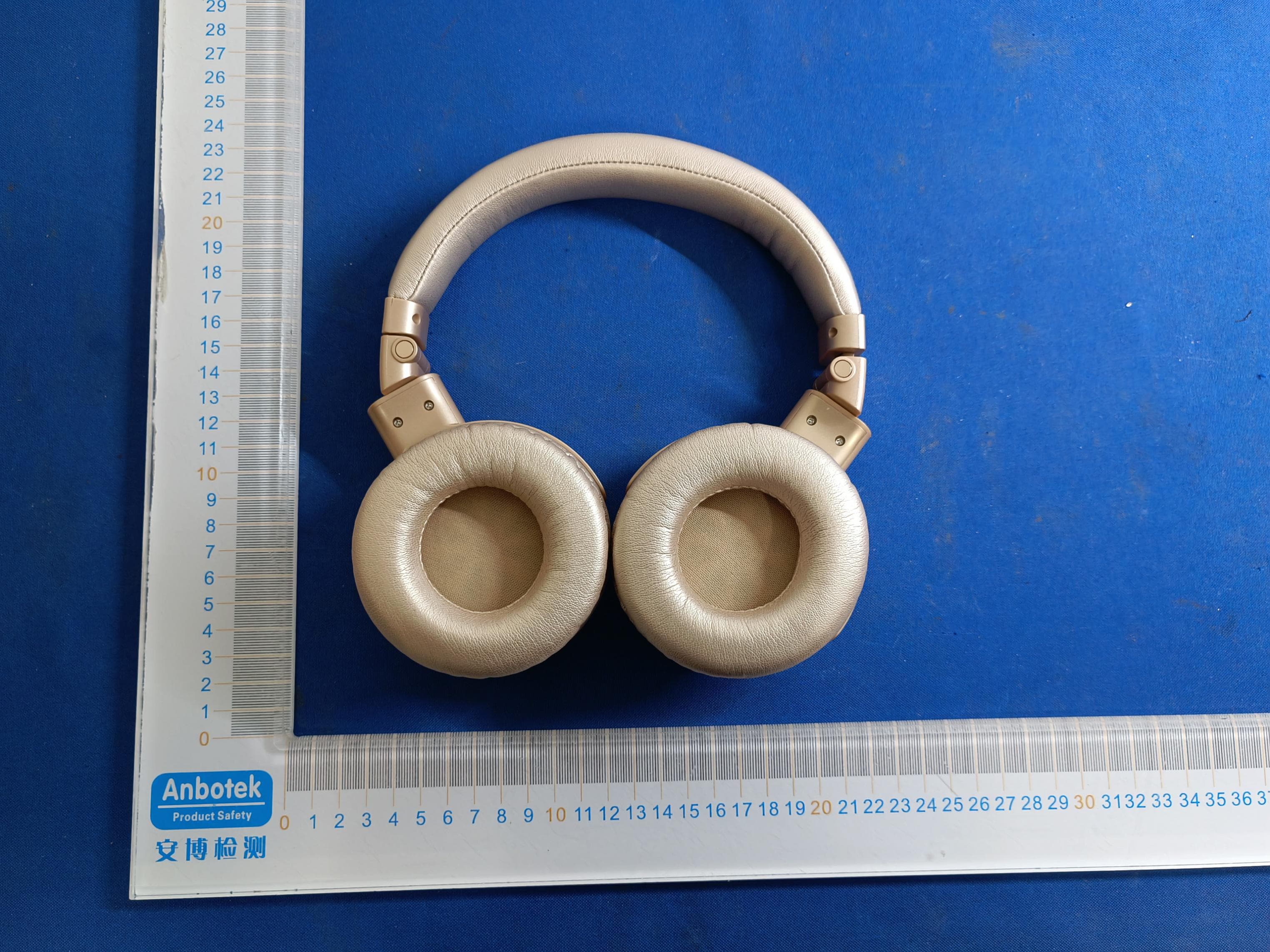 CEEK 4D Advanced Headphones - FCC ID 2A86U-CK001 - CEEK VR INC