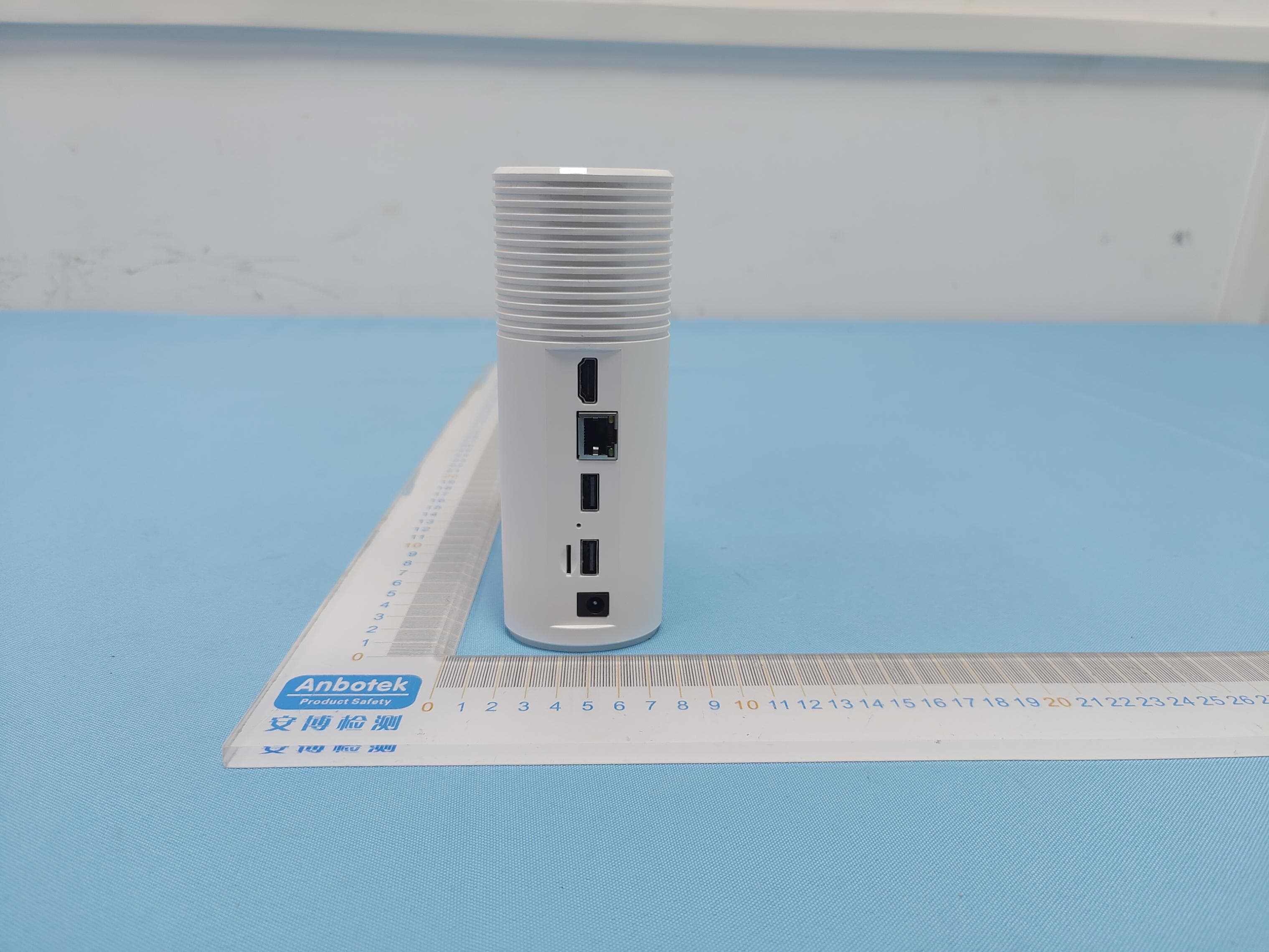 8 CH Wi-Fi Network Video Recorder - FCC ID 2A86W-N1 - Shenzhen Raycloud Technology Co.,Ltd (2)