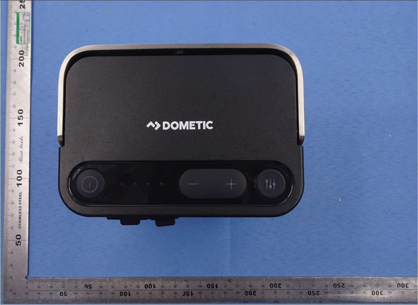 Area Camp Light - FCC ID 2A86X-LIGHTPB02 - Dometic Corporation (3)