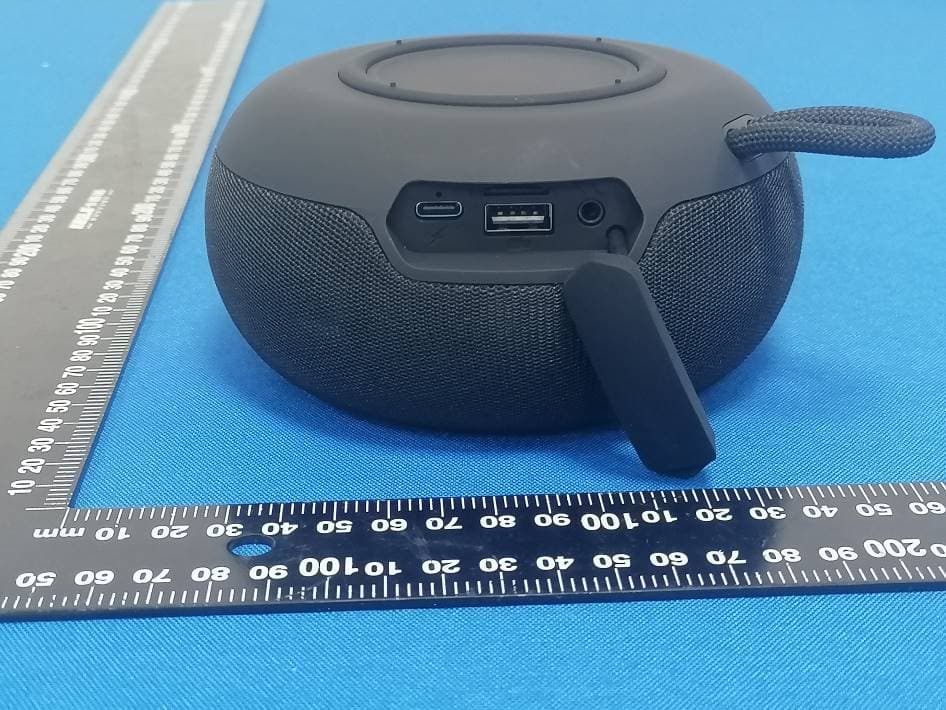 Portable Wireless Speaker,Bluetooth Speaker - FCC ID 2A86Y-TG-411 - Shenzhen chengtai electronic and technology co.,LTD (5)