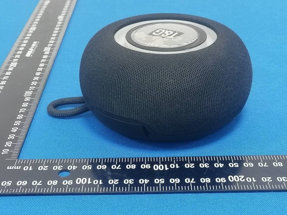 Portable Wireless Speaker,Bluetooth Speaker - FCC ID 2A86Y-TG-411 - Shenzhen chengtai electronic and technology co.,LTD (2)