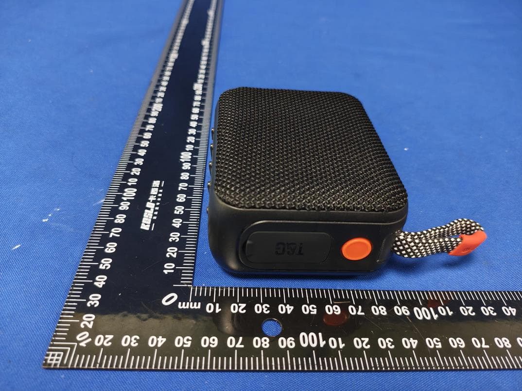 Bluetooth speaker - FCC ID 2A86Y-TG-487 - Shenzhen chengtai electronic and technology co.,LTD (3)