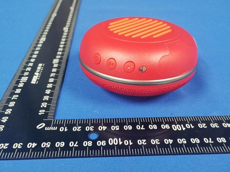 Portable Wireless Speaker,Bluetooth Speaker - FCC ID 2A86Y-TG648 - Shenzhen chengtai electronic and technology co.,LTD (5)