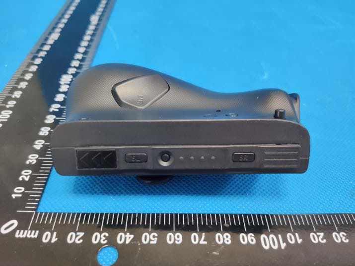 Bluetooth gamepad - FCC ID 2A88F-SJ01R - Shenzhen Mike Morgan Technology Co.,Ltd. (3)