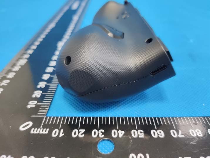 Bluetooth gamepad - FCC ID 2A88F-SJ01R - Shenzhen Mike Morgan Technology Co.,Ltd. (4)