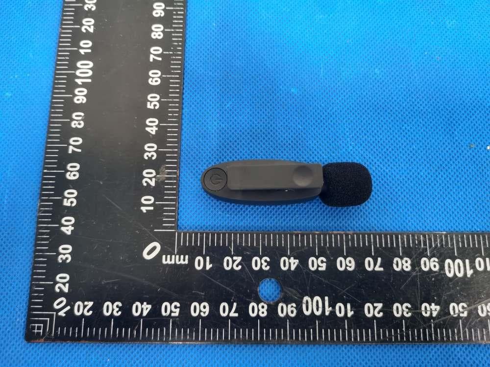 Wireless Microphone - FCC ID 2A88Y-V6 - SHEN ZHEN VIMAI TECHNOLOGY CO.,LTD