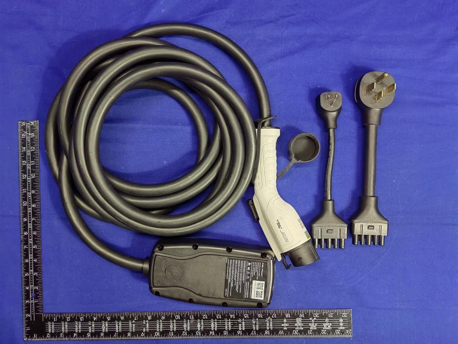 EV Flex-AC Charger - FCC ID 2A88ZEFACN - Xinyi Electric Storage (Shenzhen) Co. Ltd (4)