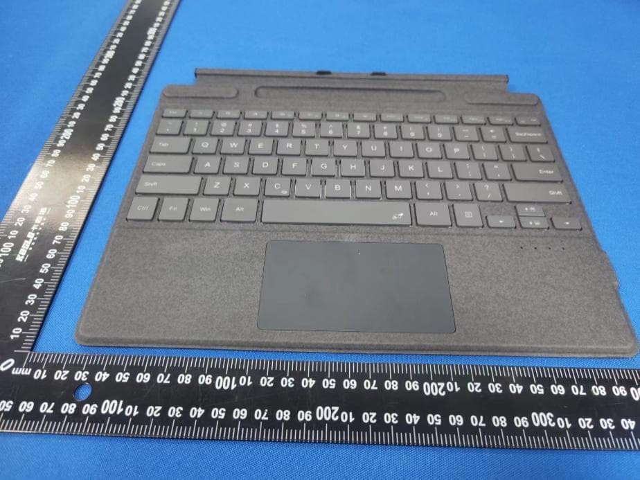 Keyboard holster - FCC ID 2A89Q-GS1001 - Dongguan Guoshun Leather Goods Technology Co. , Ltd. (3)