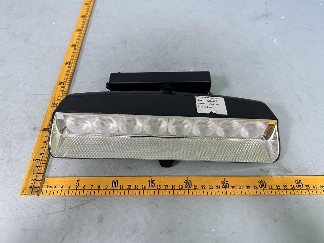 LED Track light - FCC ID 2A8BD-6130291X - Kinglumi Co., Ltd (2)