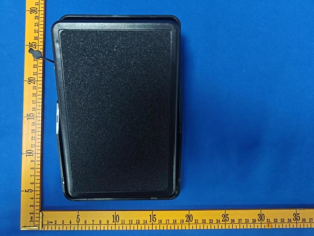 Wireless pedal receiver FT07-R1 - FCC ID 2A8BF-FT07 - Nova Industries Inc (3)