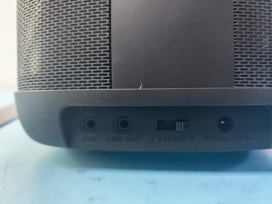 Wireless Speaker - FCC ID 2A8BQ-S20 - AXPRO Technology Inc.