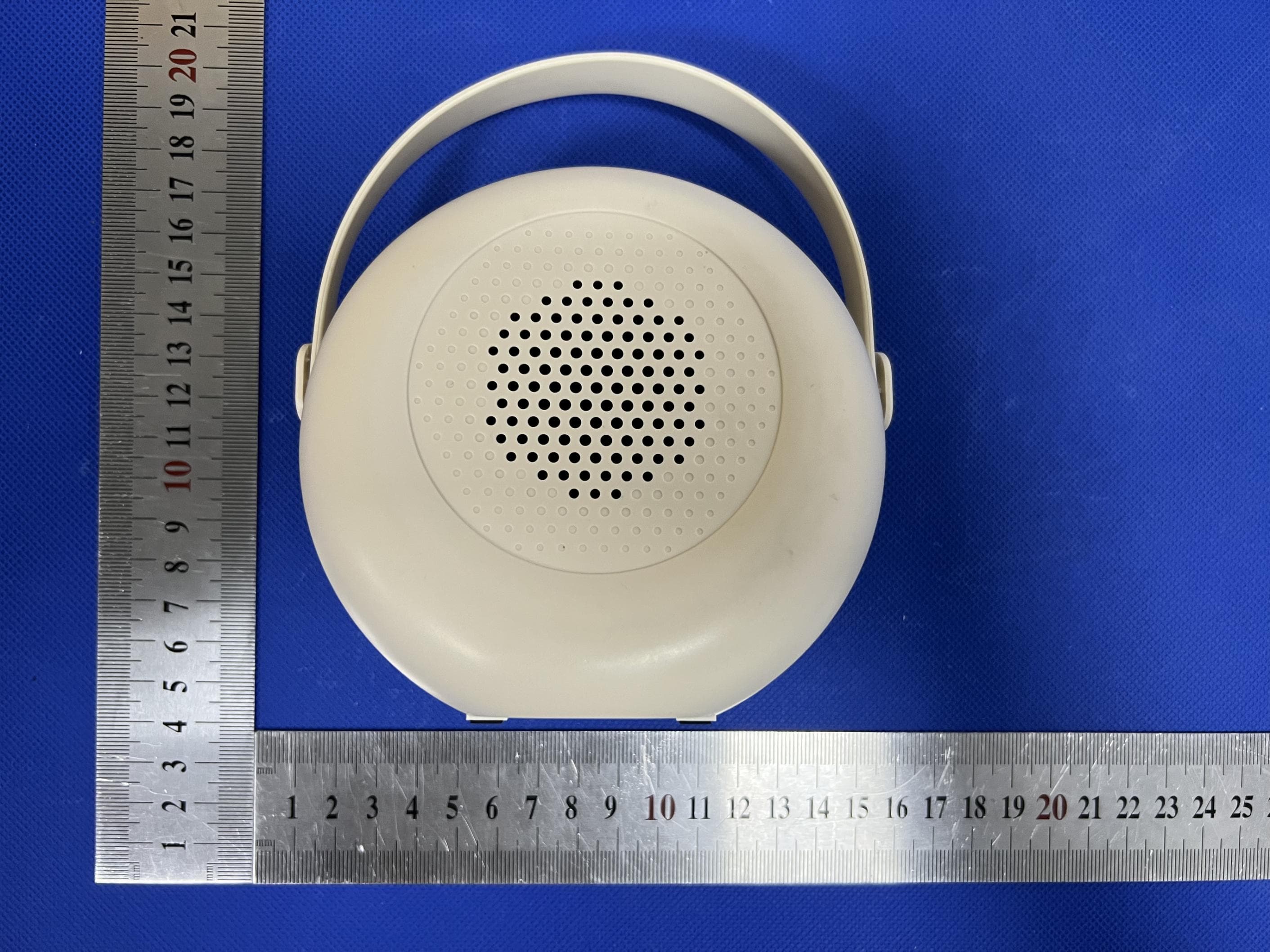 Portable Karaoke Machine - FCC ID 2A8D5-BM-K10 - SUI CHENG LIMITED (3)