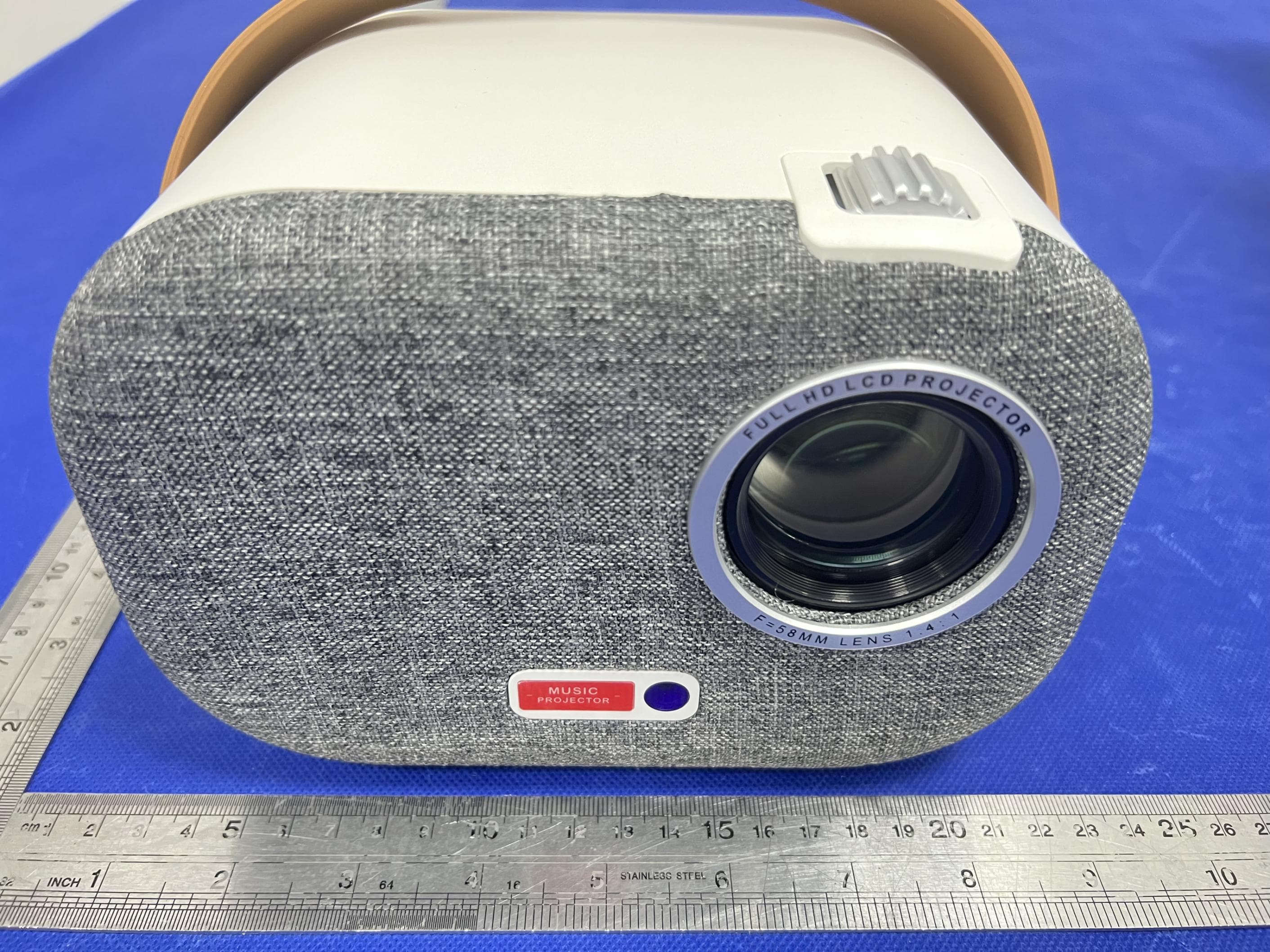 Smart Projector - FCC ID 2A8D5-BMV2 - SUI CHENG LIMITED (2)