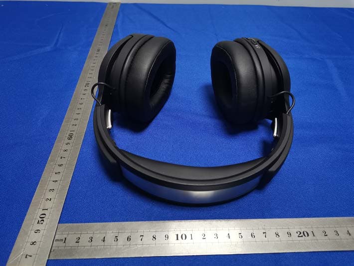Bluetooth and 2.4G Dual wireless headset - FCC ID 2A8GR-TA5000 - Dongguan Yiteng Intelligent Technology Co., Ltd