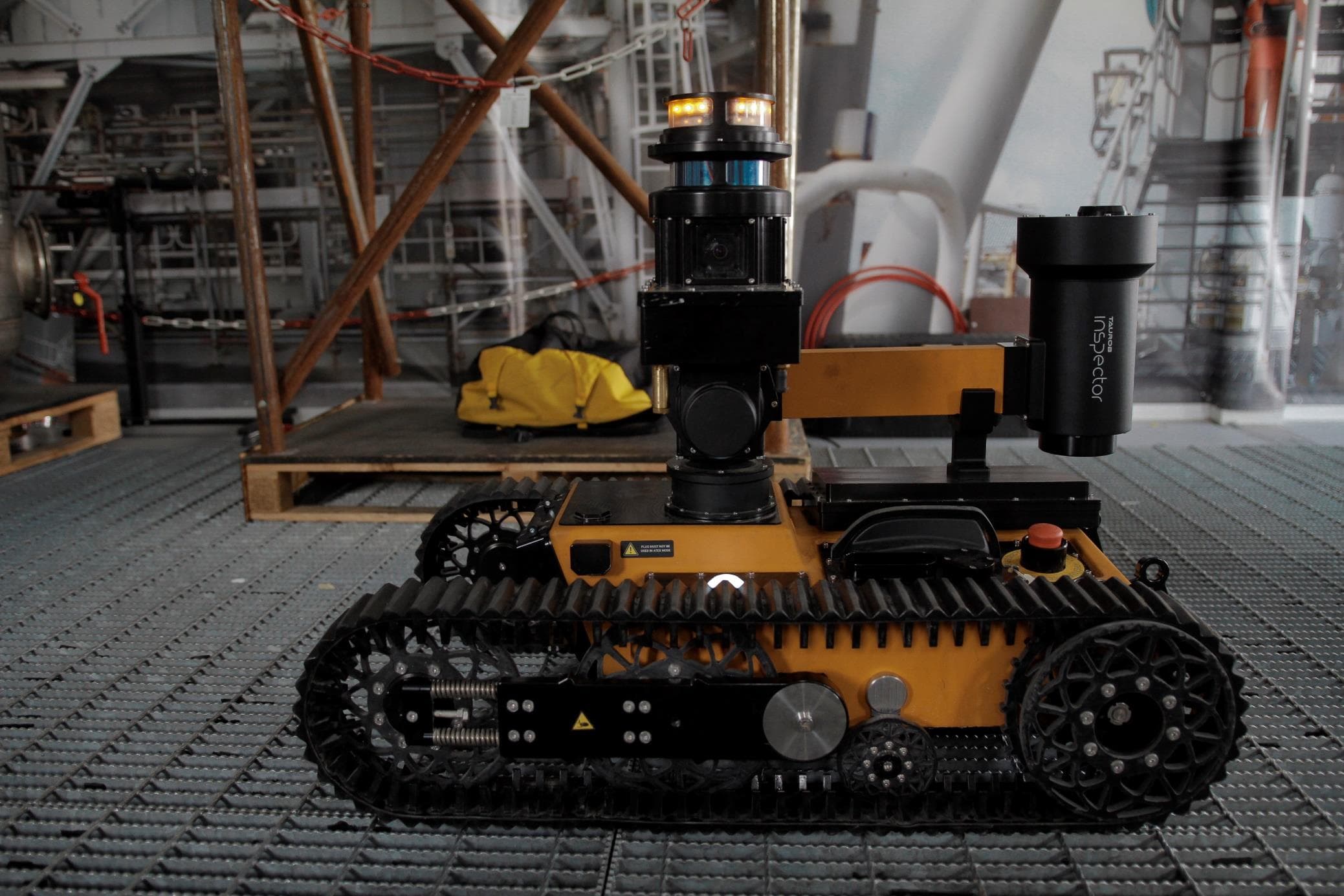 Autonomous ground robot for routine operations and inspection on industrial sites. - FCC ID 2A8IYINSPECTOR - Taurob GmbH (4)