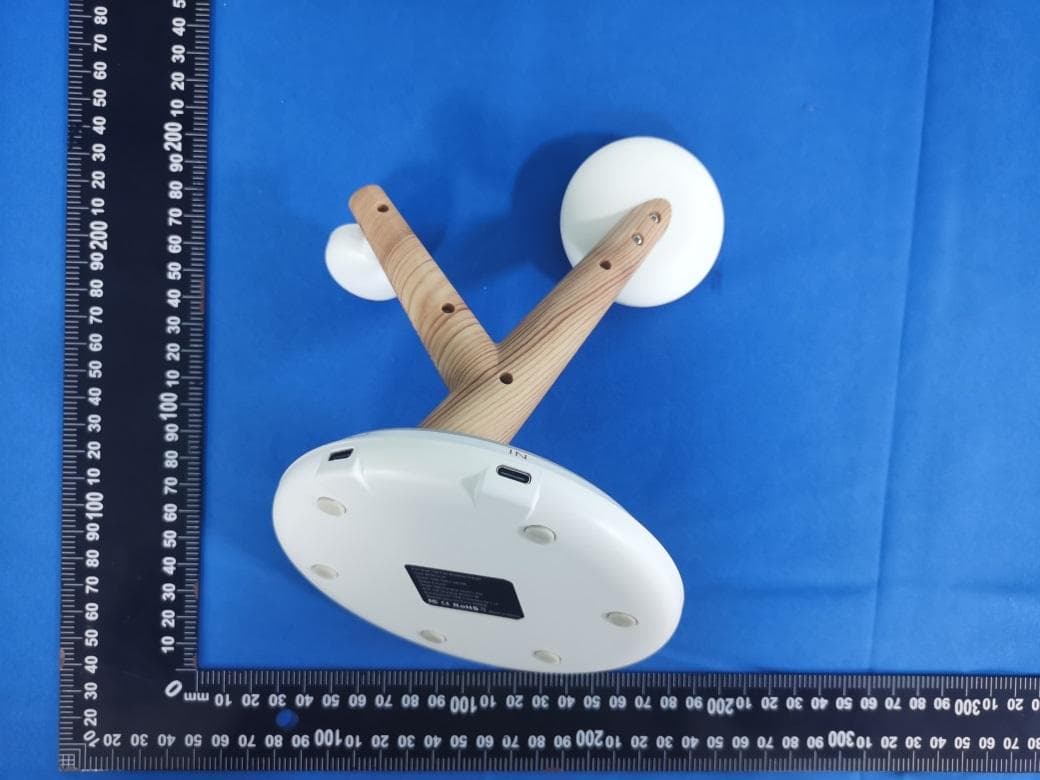 Magnetic 4 in 1 Wireless Fast Charger Dock - FCC ID 2A8J4-TH02 - Shenzhen Tianhui Xingye Technology Co.,Ltd. (5)