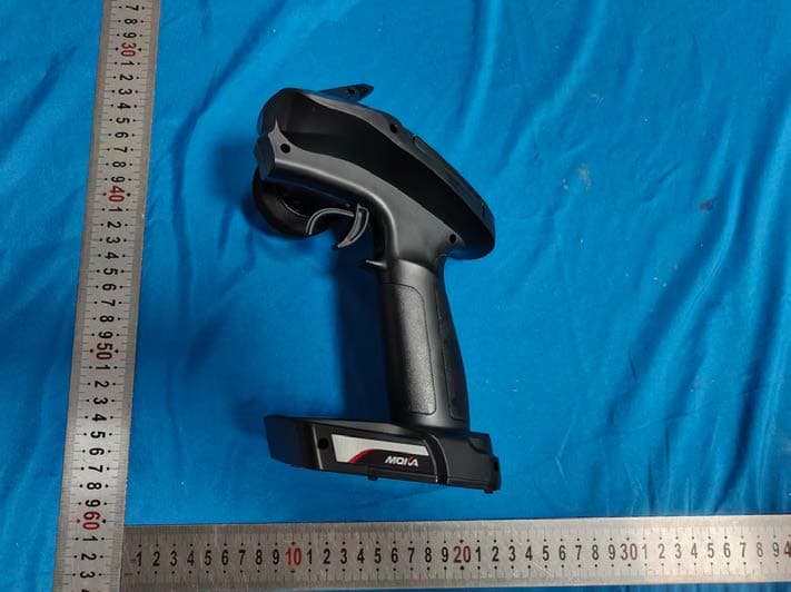 RC Car - FCC ID 2A8KE-2219 - SHANTOU CHENGHAI SHUANGFENG TRADING CO., LTD. (2)