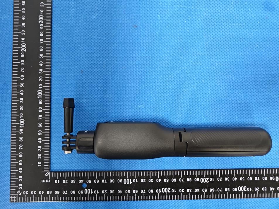 Rechargeable Shorty Tripod With Remote Control - FCC ID 2A8ME-S1 - Shenzhen Telesin Digital Ltd (2)