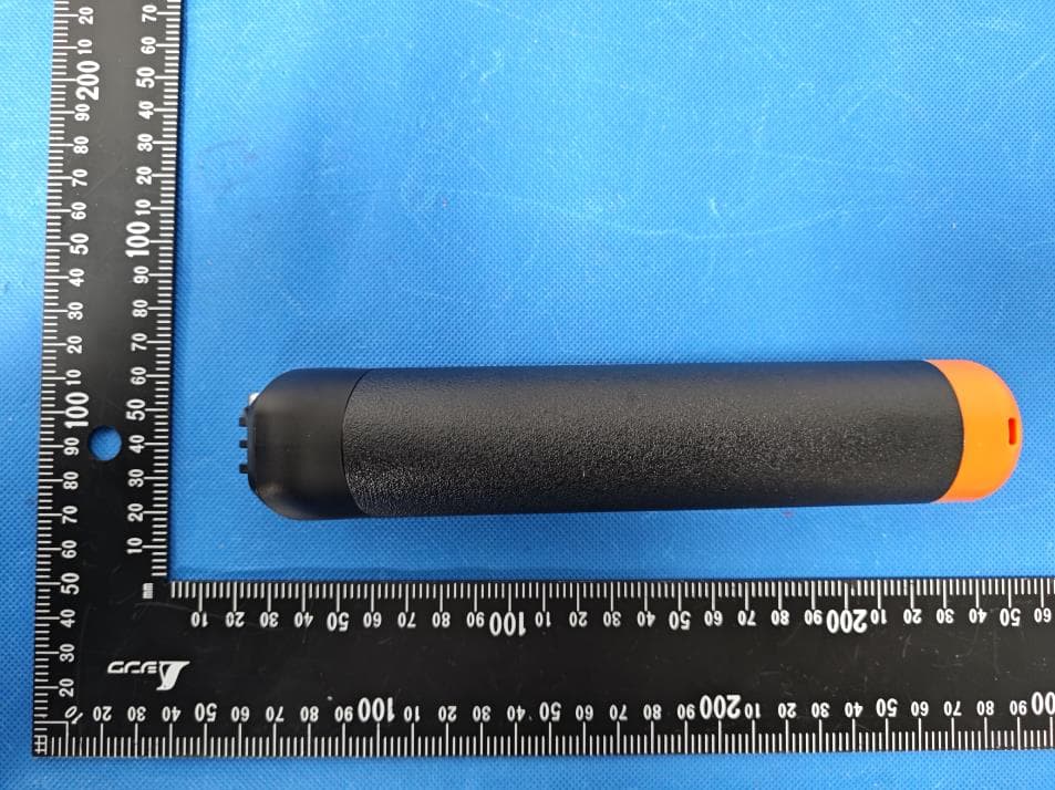 Floating Hand Grip with Remote Control - FCC ID 2A8ME-S4FHG01TGP - Shenzhen Telesin Digital Ltd (3)