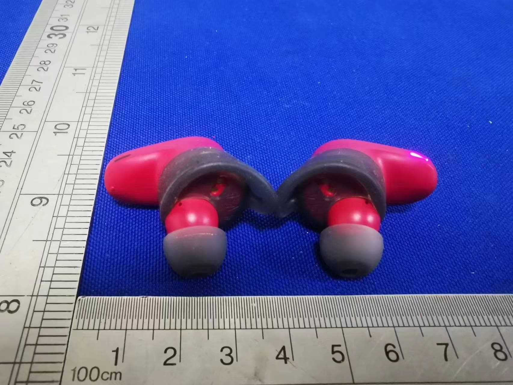Bluetooth earbuds - FCC ID 2A8MIMZX6200 - Jiang Su Yisin Tech Co., Ltd (5)