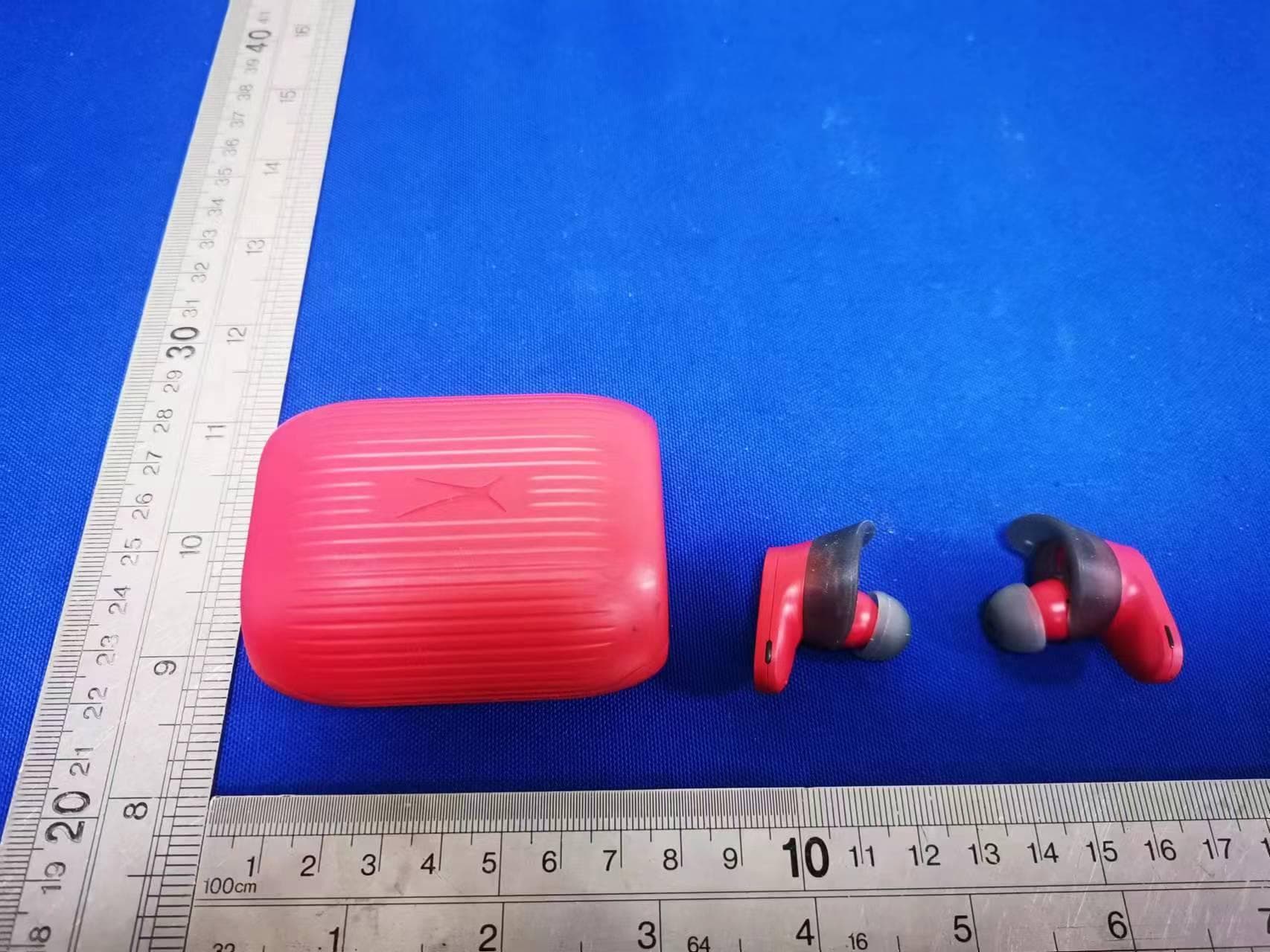 Bluetooth earbuds - FCC ID 2A8MIMZX6200 - Jiang Su Yisin Tech Co., Ltd (2)