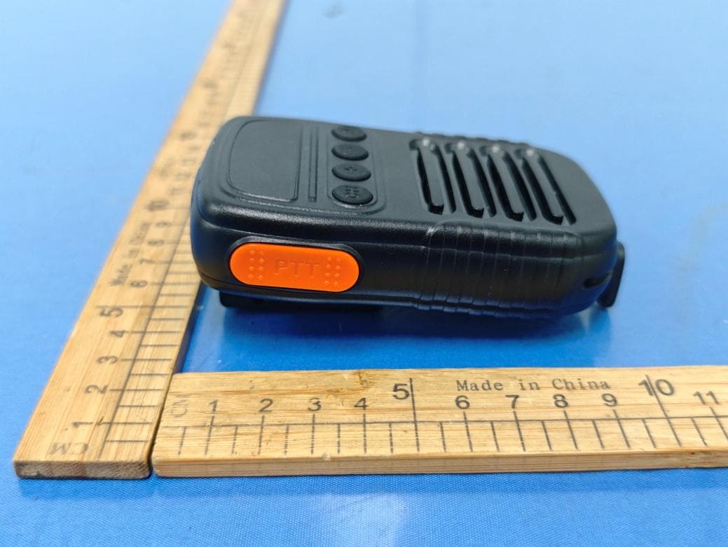 Bluetooth Handheld Walkie-Talkie Microphone - FCC ID 2A8NJ-BM008 - Shenzhen CWELL Electronic Technology Co., Ltd. (4)