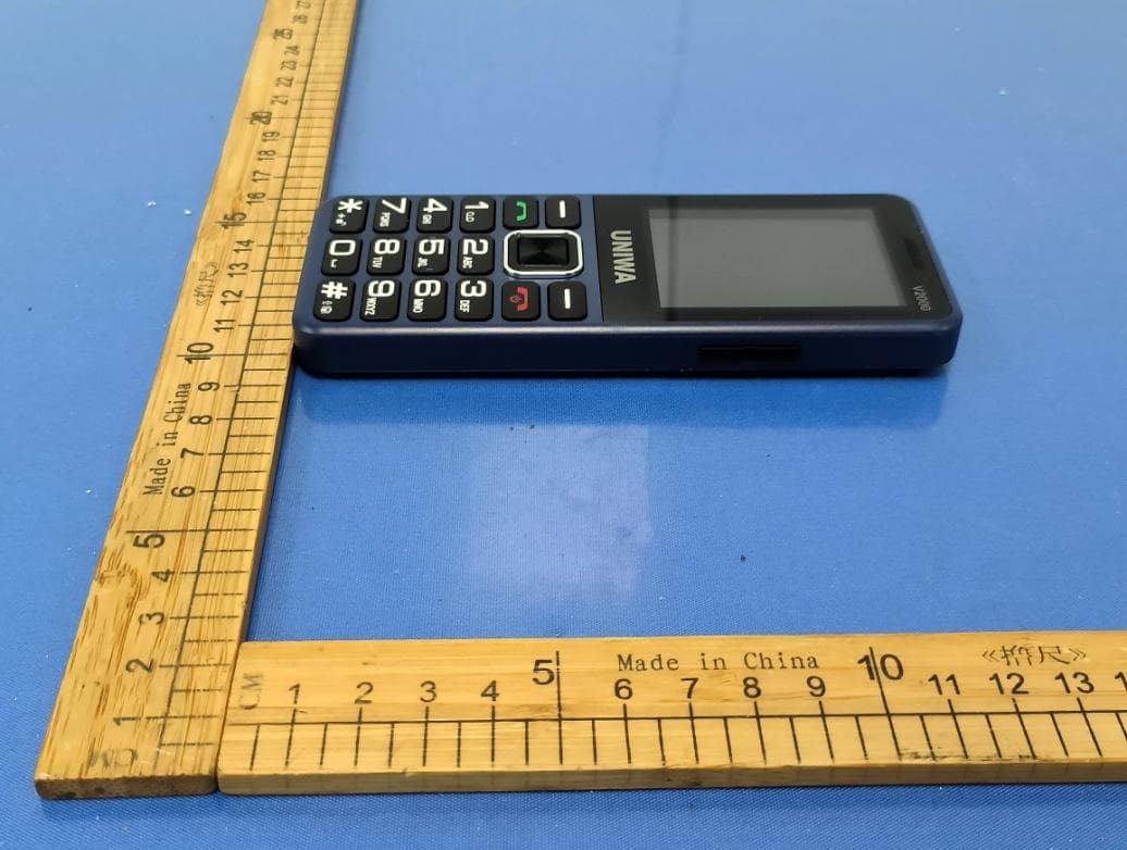 4G Feature Phone - FCC ID 2A8NJ-V2000 - Shenzhen CWELL Electronic Technology Co., Ltd. (3)