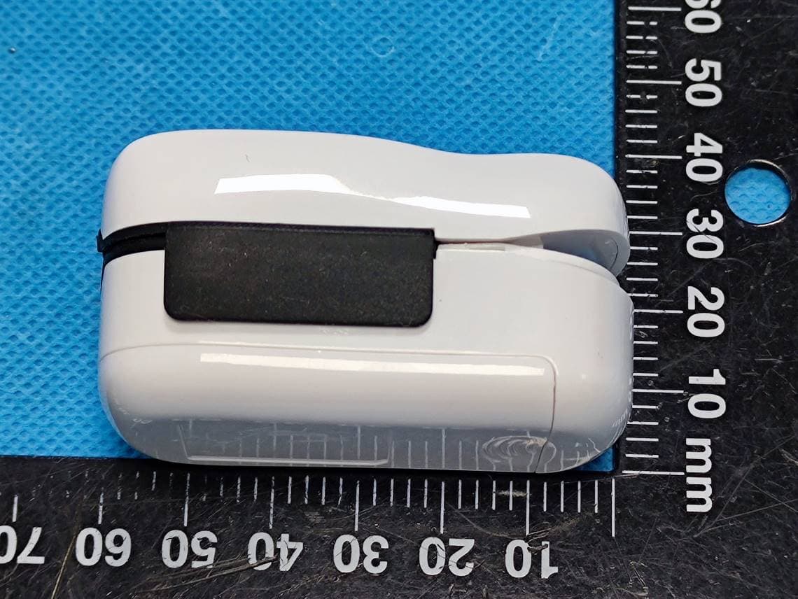 Fingertip Pulse Oximeter - FCC ID 2A8NX07010012 - Shenzhen Smallsignal Technology Co.,Ltd. (3)
