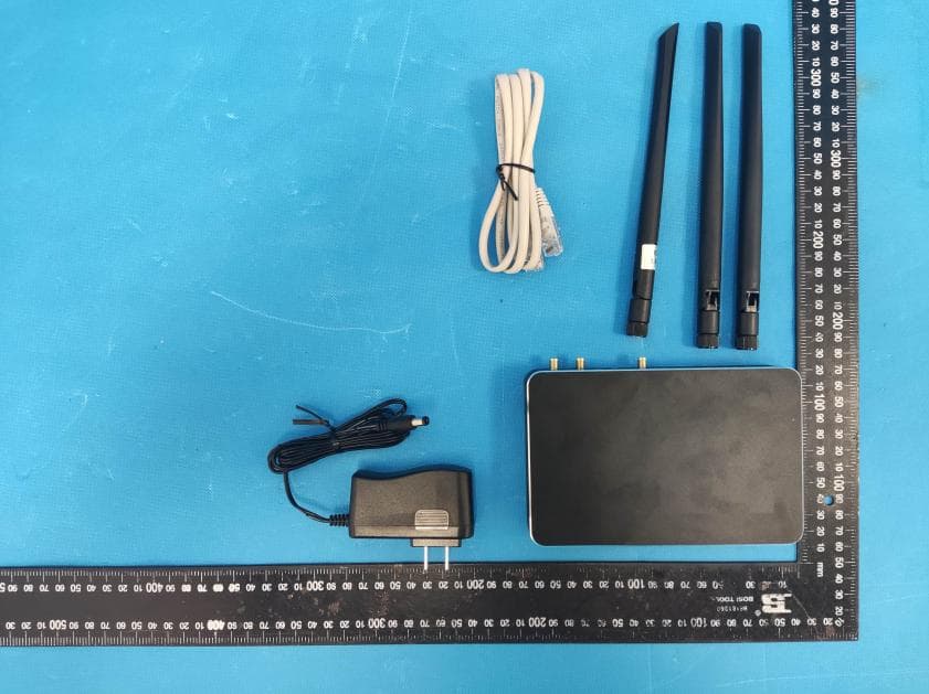 LoRaWAN Gateway - FCC ID 2A8OE-F8926-GW-02 - Xiamen Four-Faith Communication Technology Co., Ltd. (2)