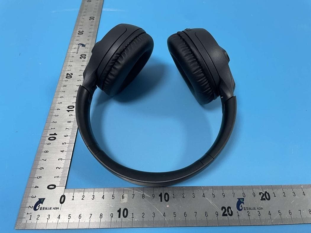 Wireless Headphones - FCC ID 2A8PV-QSMXKH03 - Shenzhen Information Infinity Co., Ltd.