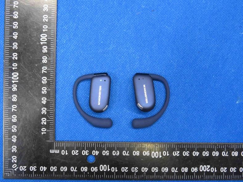 True wireless Bluetooth headphone - FCC ID 2A8PV-QSMXKO07 - Shenzhen Information Infinity Co., Ltd.