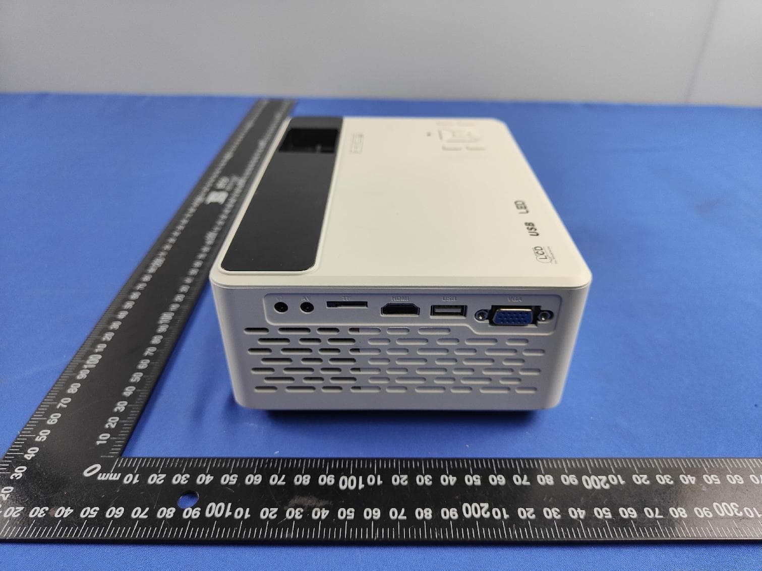 Projector - FCC ID 2A8QK-P08 - Dongguan kuayue Intelligent Technology Co., LTD. (5)