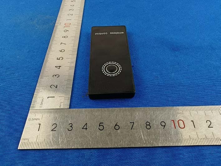 RC Remote Control - FCC ID 2A8R6-RC - Shenzhen Rihuida Electronics Co., Ltd.