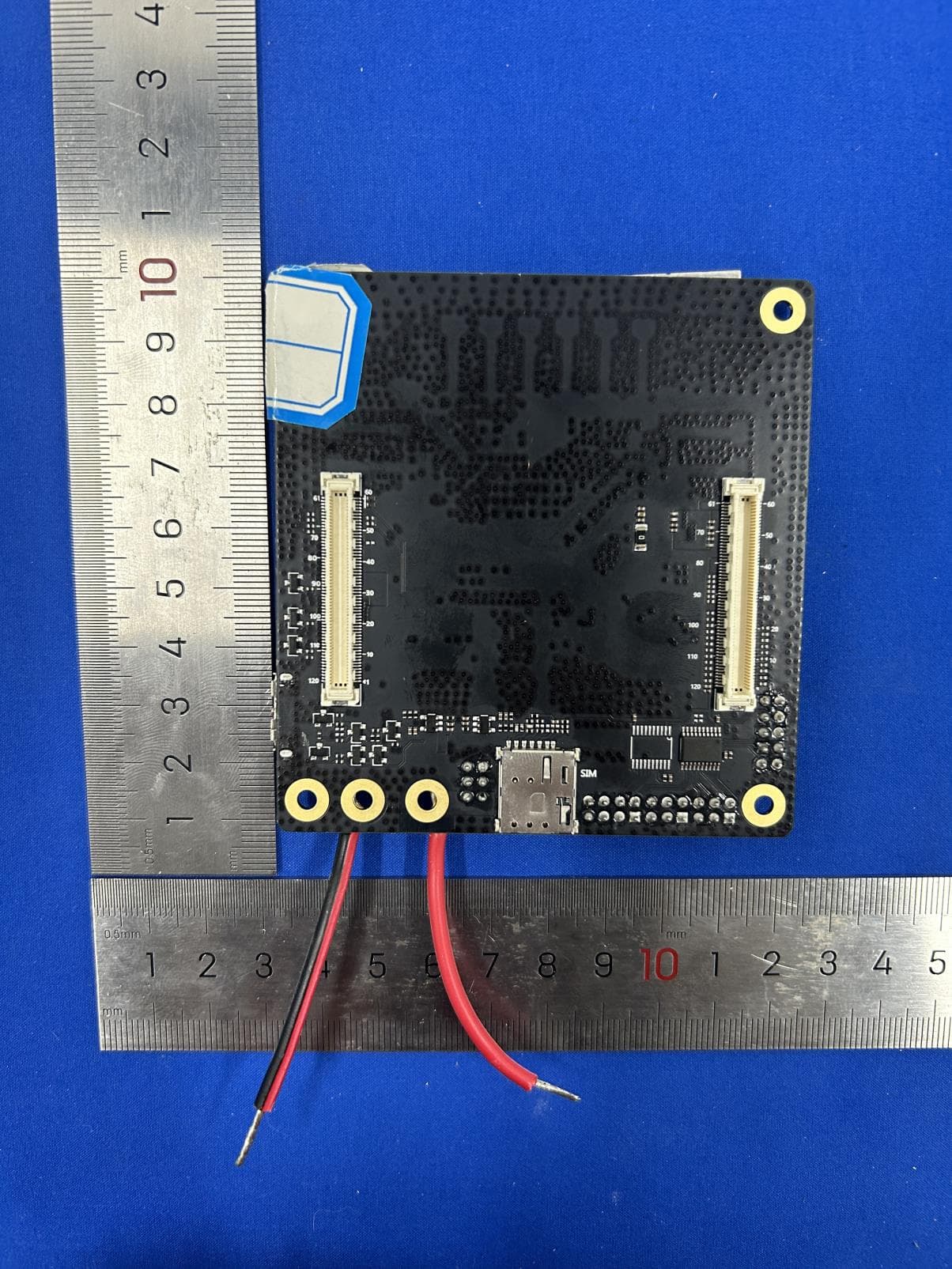 5G module with GSM, WCDMA, LTE and 5G NR - FCC ID 2A8RBAN958NA - Fibocom Auto Inc.