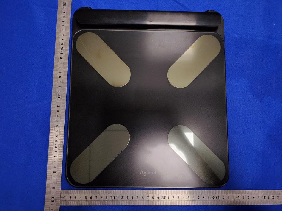 Smart Body Fat Scale With 8 Electrodes - FCC ID 2A8S2-BFS2105 - Xiamen EDDE Sports Technology Co., Ltd.