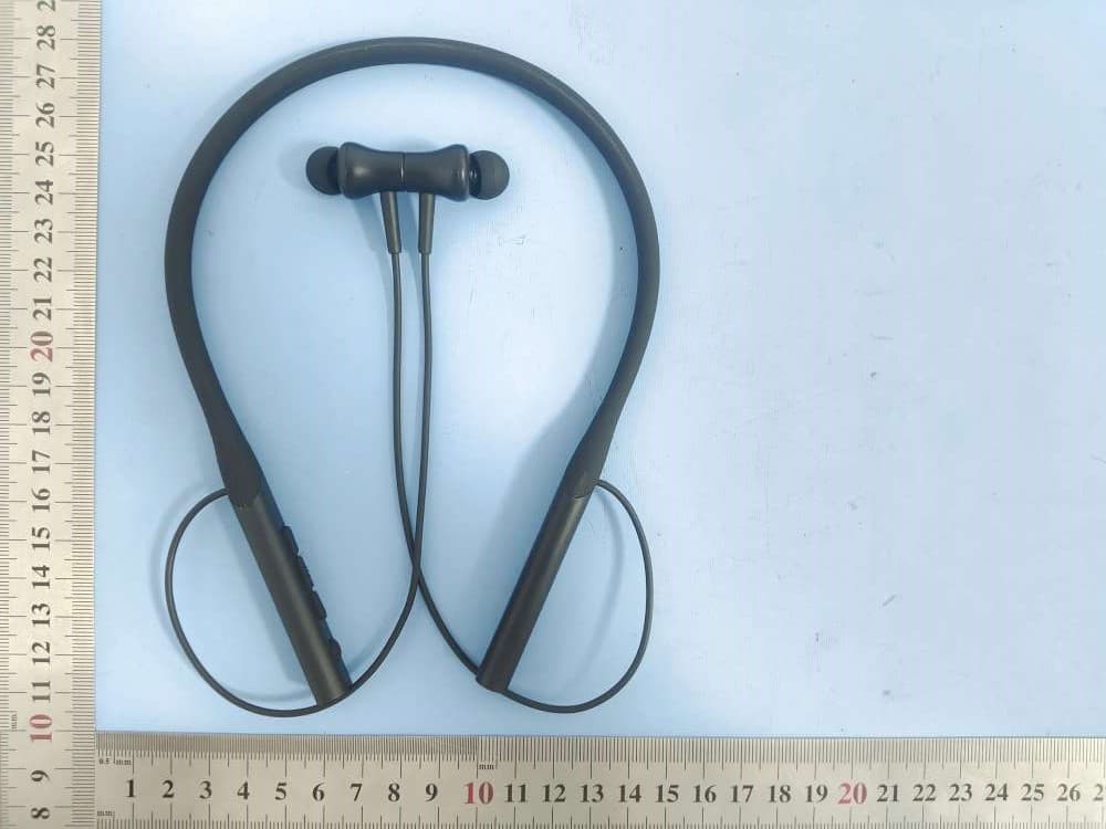 Bluetooth Neckband Sports Headset - FCC ID 2A8SF-YATWIN - Shenzhen rui zhi yun Technology Co., Ltd