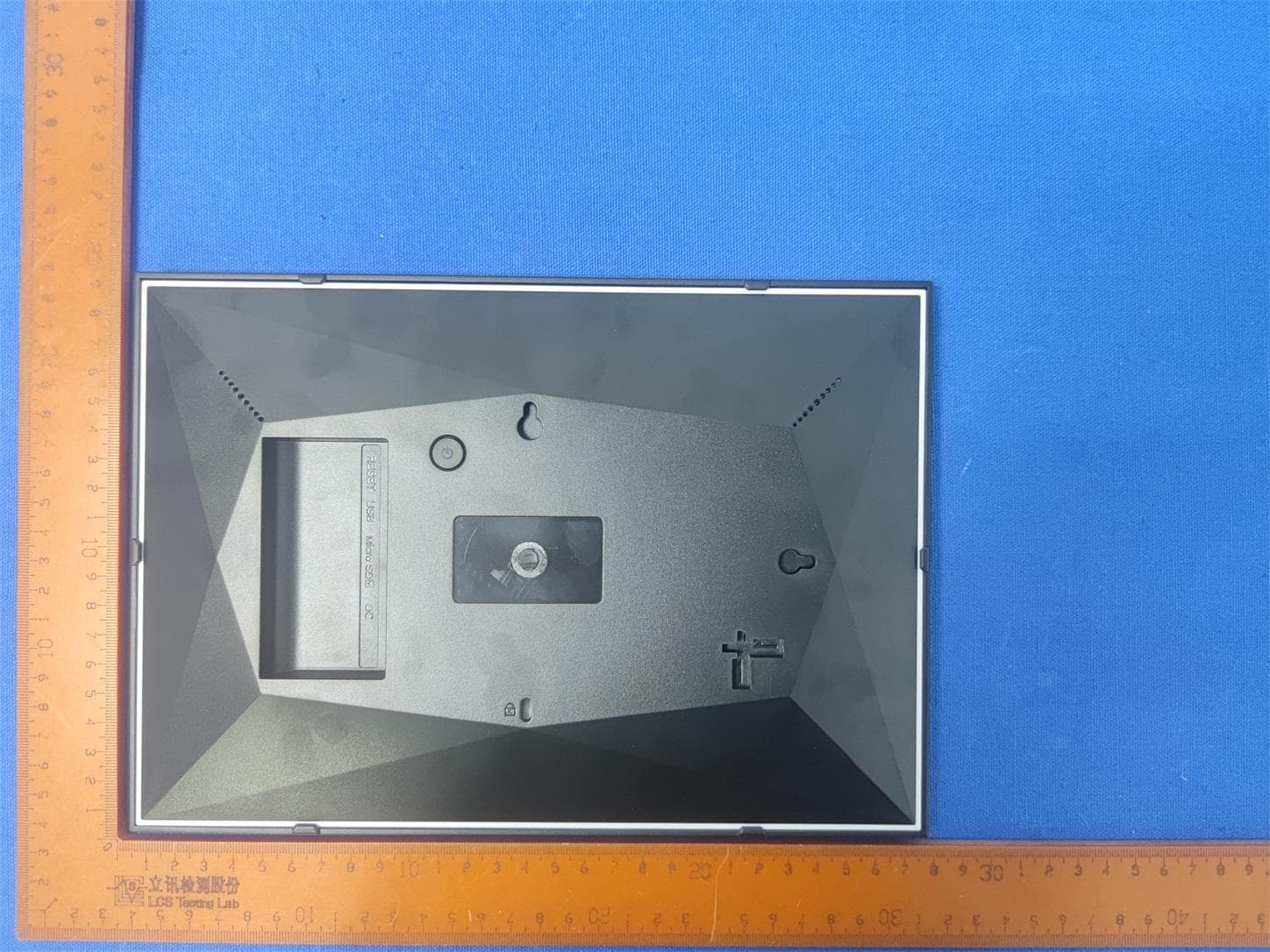 Digital photo frame - FCC ID 2A8SI-A10 - Changsha Yelian Technology Co., LTD