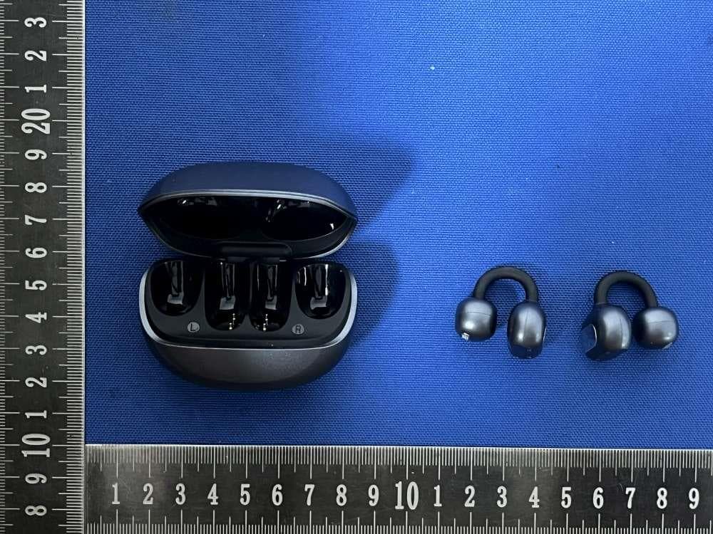 Wireless headphones - FCC ID 2A8TA-I78 - Shenzhen Shengdaren Technology Co.,Ltd (2)