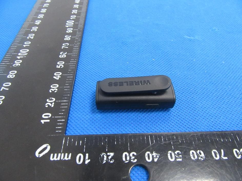 Wireless Lavalier Microphone - FCC ID 2A8TA-M1 - Shenzhen Shengdaren Technology Co.,Ltd (4)