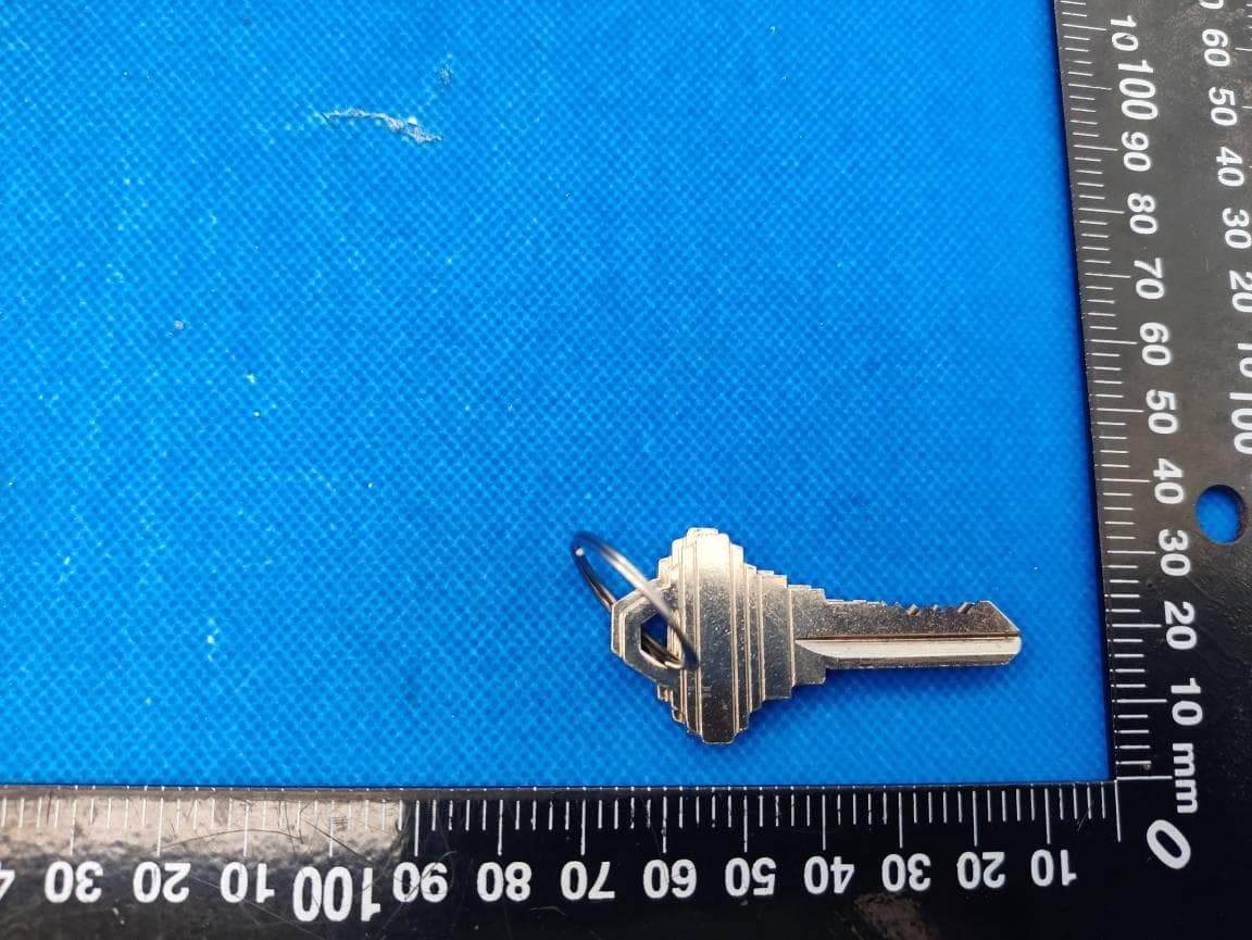 Smart Lock with Bluetooth - FCC ID 2A8TGHOMKI-01 - Lanhomex Technology(Shen Zhen) Co., Ltd.