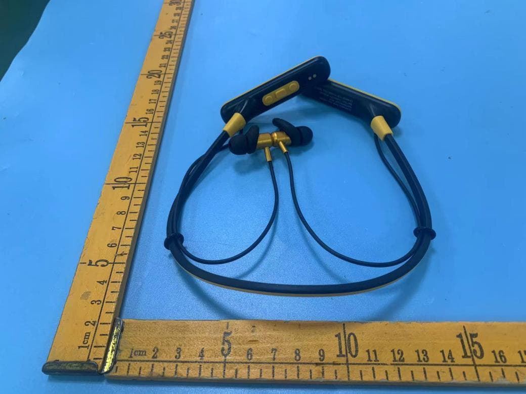 Wireless Earphone - FCC ID 2A8UE-H23 - Shenzhen Kunkun Technology Co. Ltd. (3)