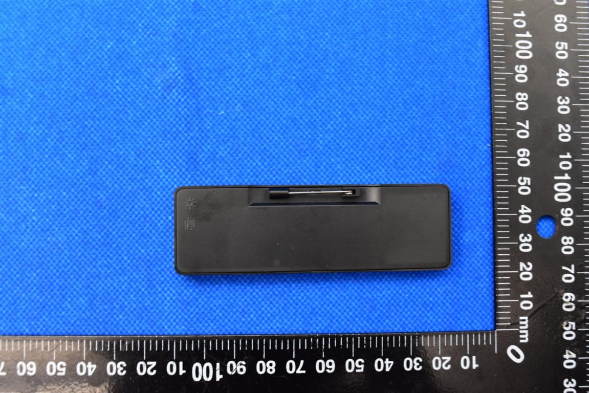 Bluetooth LED Badge Name Tag - FCC ID 2A8UNLEDBADGENB1144 - Driver Bling LLC (3)