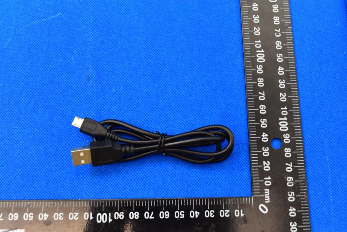 Bluetooth LED Badge Name Tag - FCC ID 2A8UNLEDBADGENB1144 - Driver Bling LLC