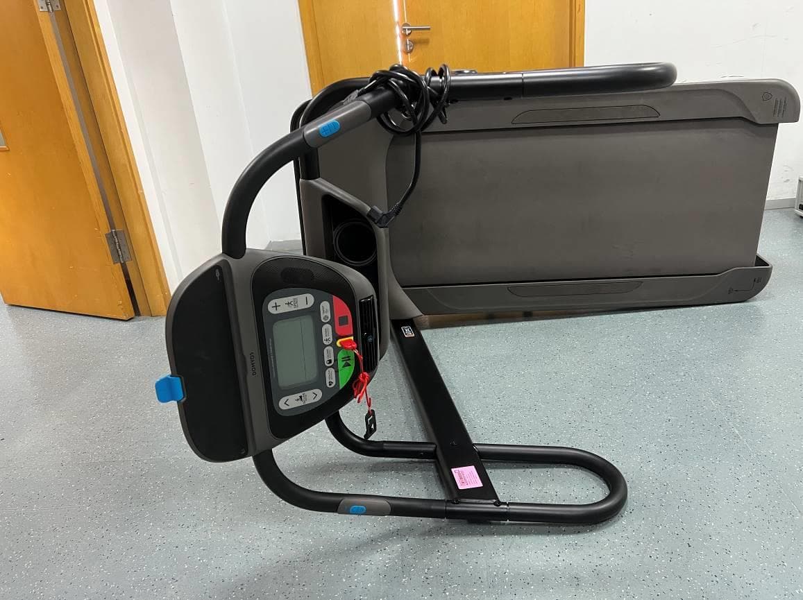 DOMYOS Fitness Treadmill - FCC ID 2A8UOW900 - Decathlon America LLC
