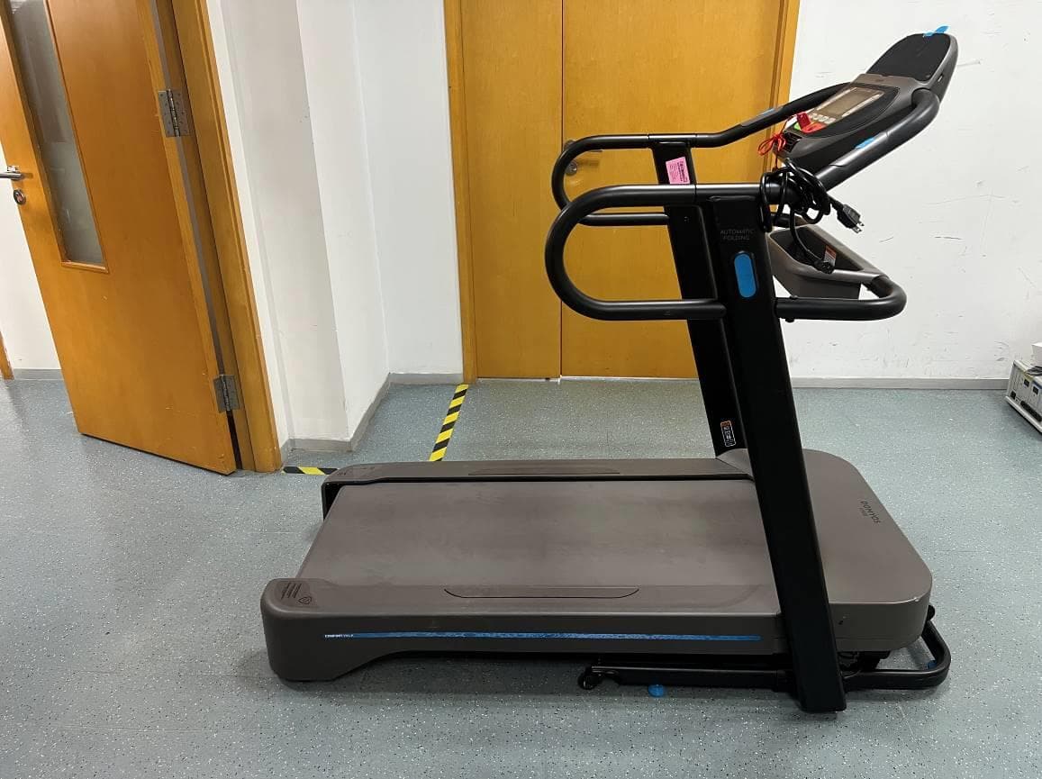 DOMYOS Fitness Treadmill - FCC ID 2A8UOW900 - Decathlon America LLC (4)